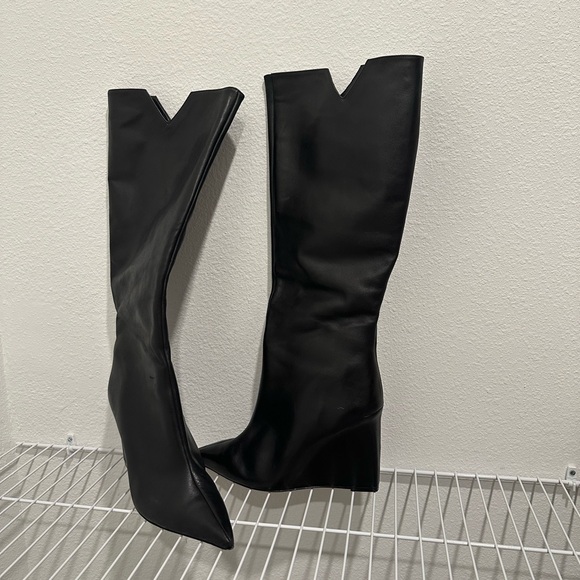 SCHUTZ Shoes - SCHUTZ Sleek Black Heeled Boots